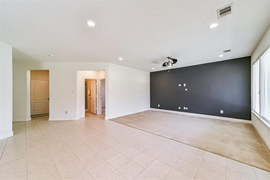 9506 Barlow Springs Ln, Humble, TX 77396