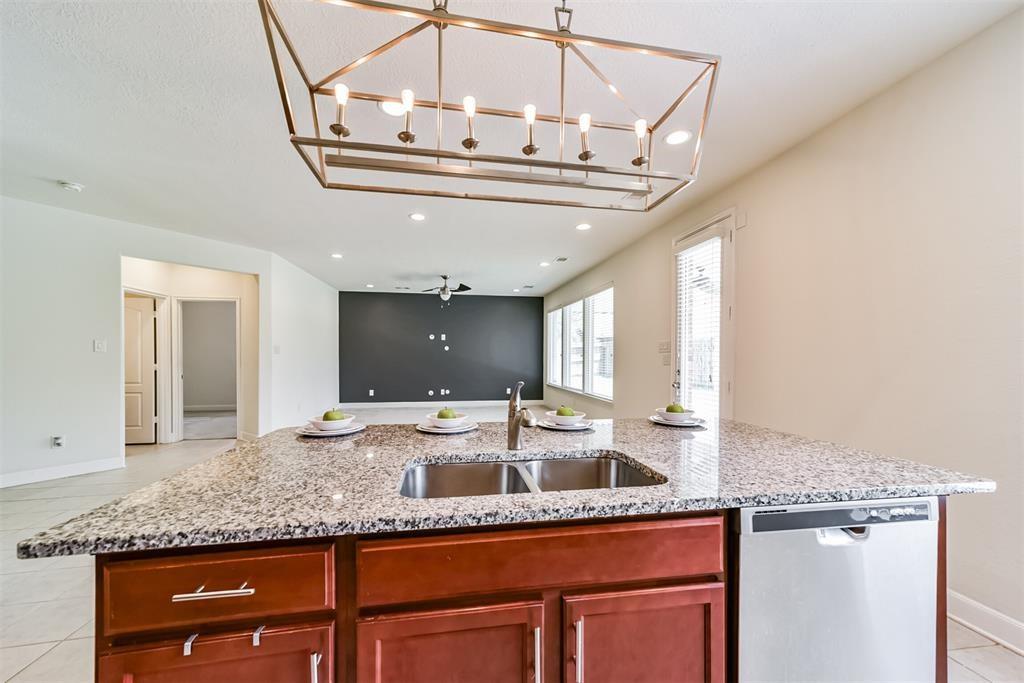 9506 Barlow Springs Ln, Humble, TX 77396