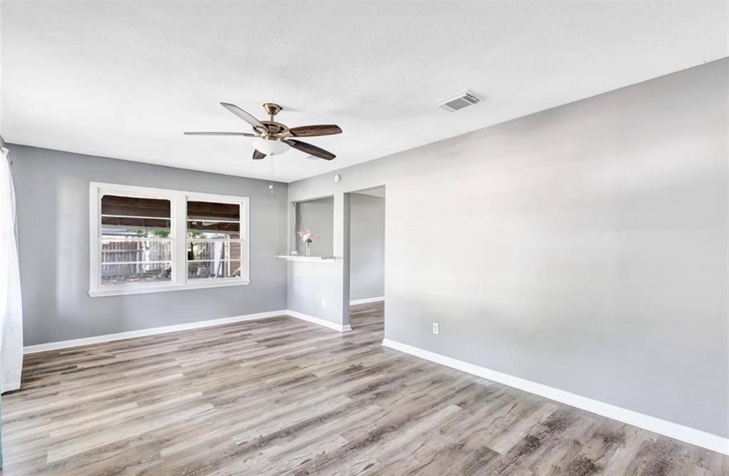 500 Texas St, Liberty, TX 77575