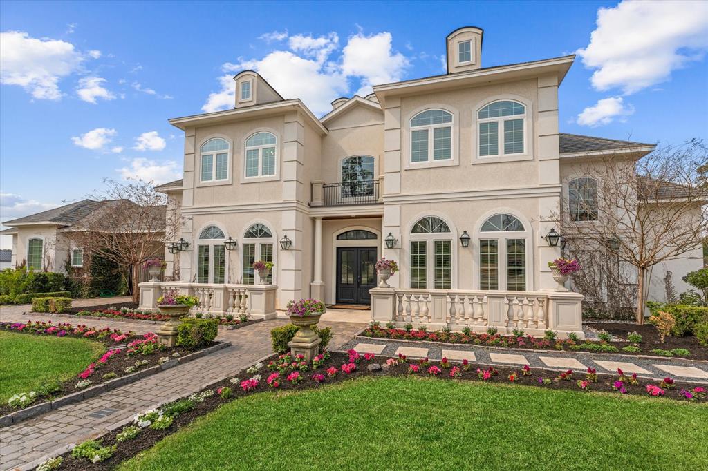 118 Kings Lake Estates Blvd, Humble, TX 77346