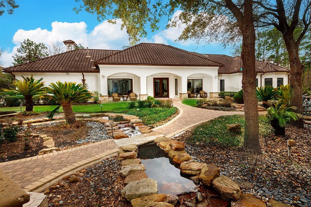 38 Hildene Way, The Woodlands, TX 77382