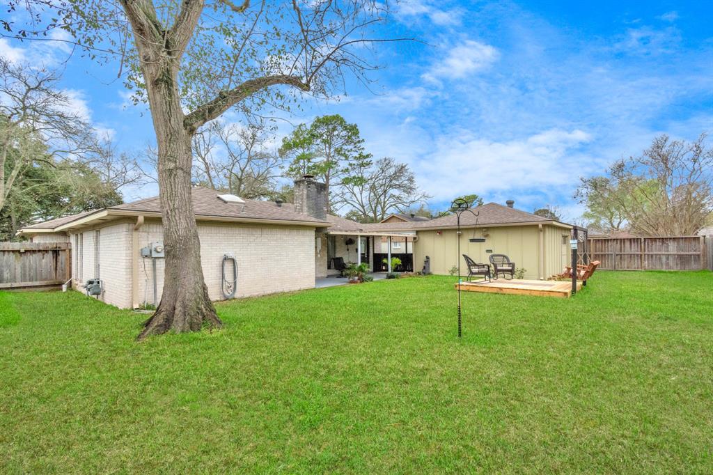 3206 Meadowcreek Dr, Missouri City, TX 77459