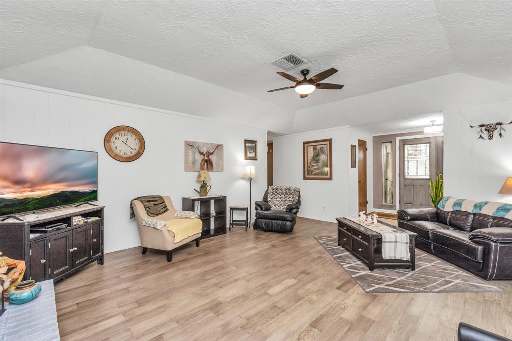 3206 Meadowcreek Dr, Missouri City, TX 77459