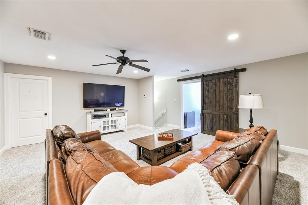 33422 Windcrest Estates Blvd, Magnolia, TX 77354