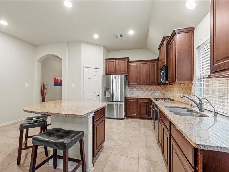 2423 Kinsgate Forest Dr, Katy, TX 77494