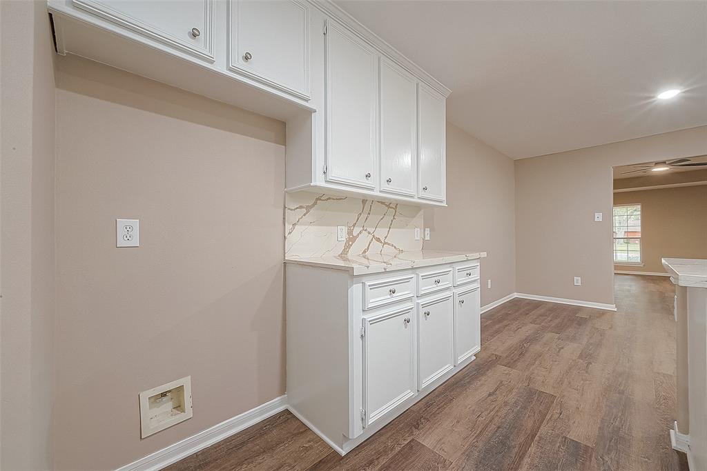 3412 5th St, Brookshire, TX 77423