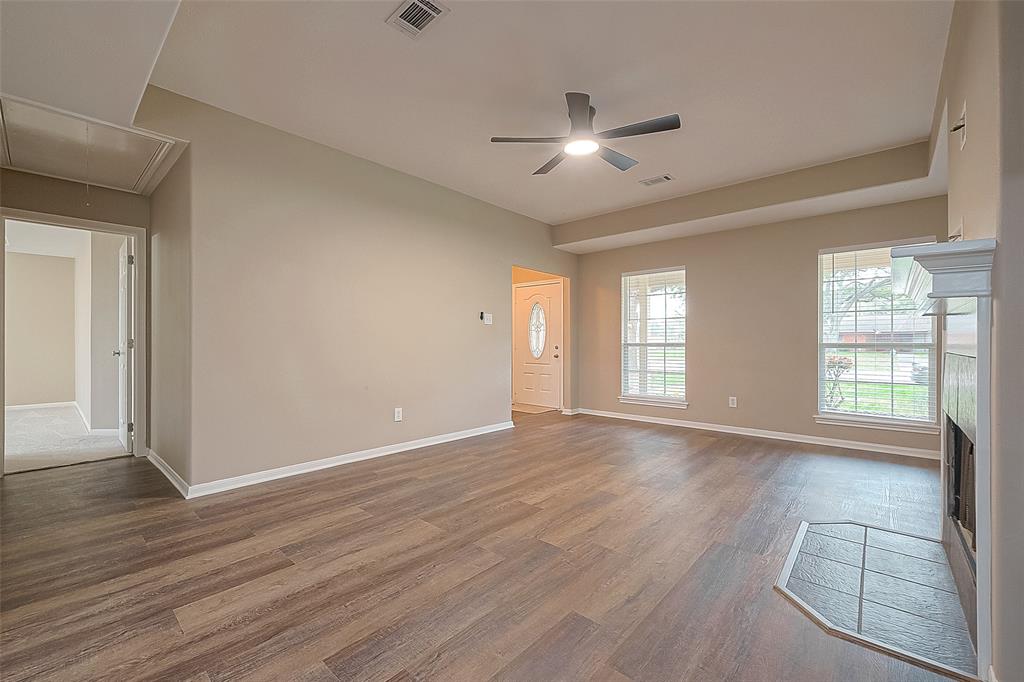 3412 5th St, Brookshire, TX 77423