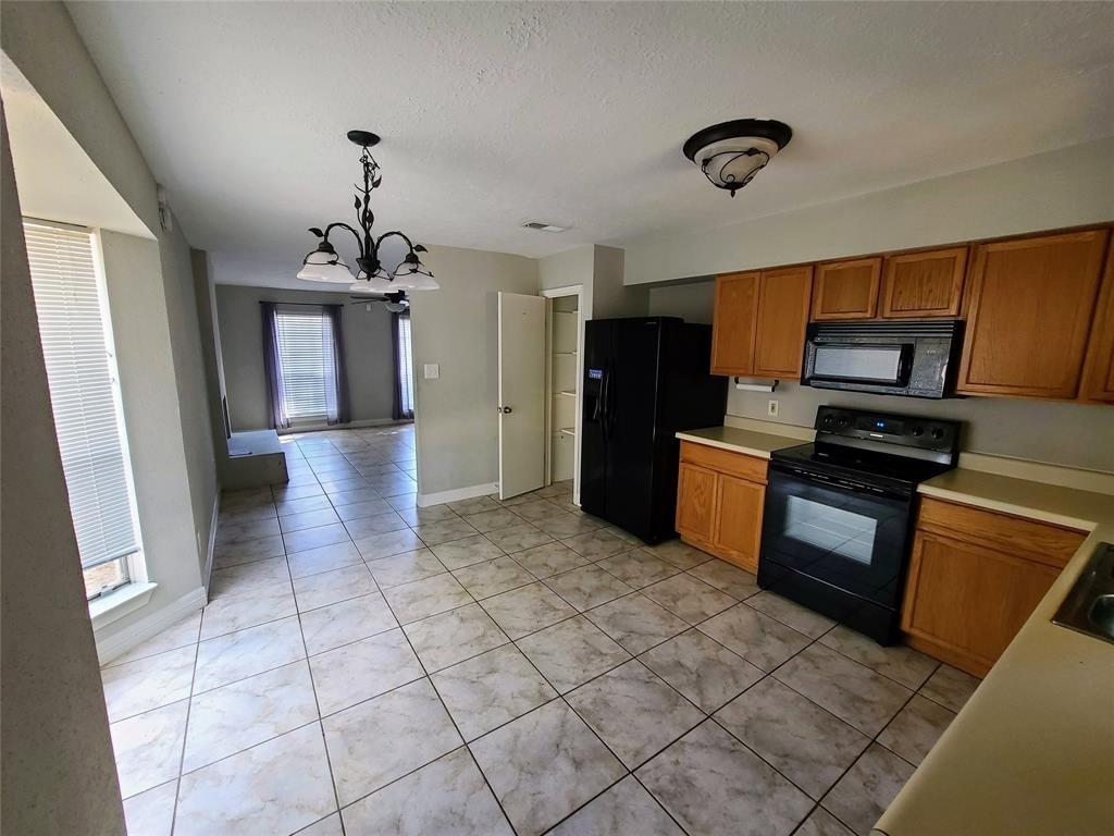 23311 Newgate Dr, Spring, TX 77373