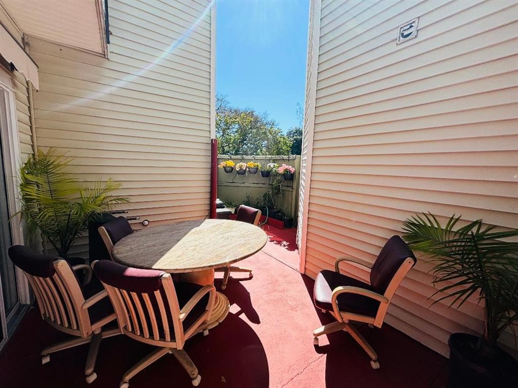 ELM GROVE Condos For Sale in HOUSTON Houston Condo Mania!