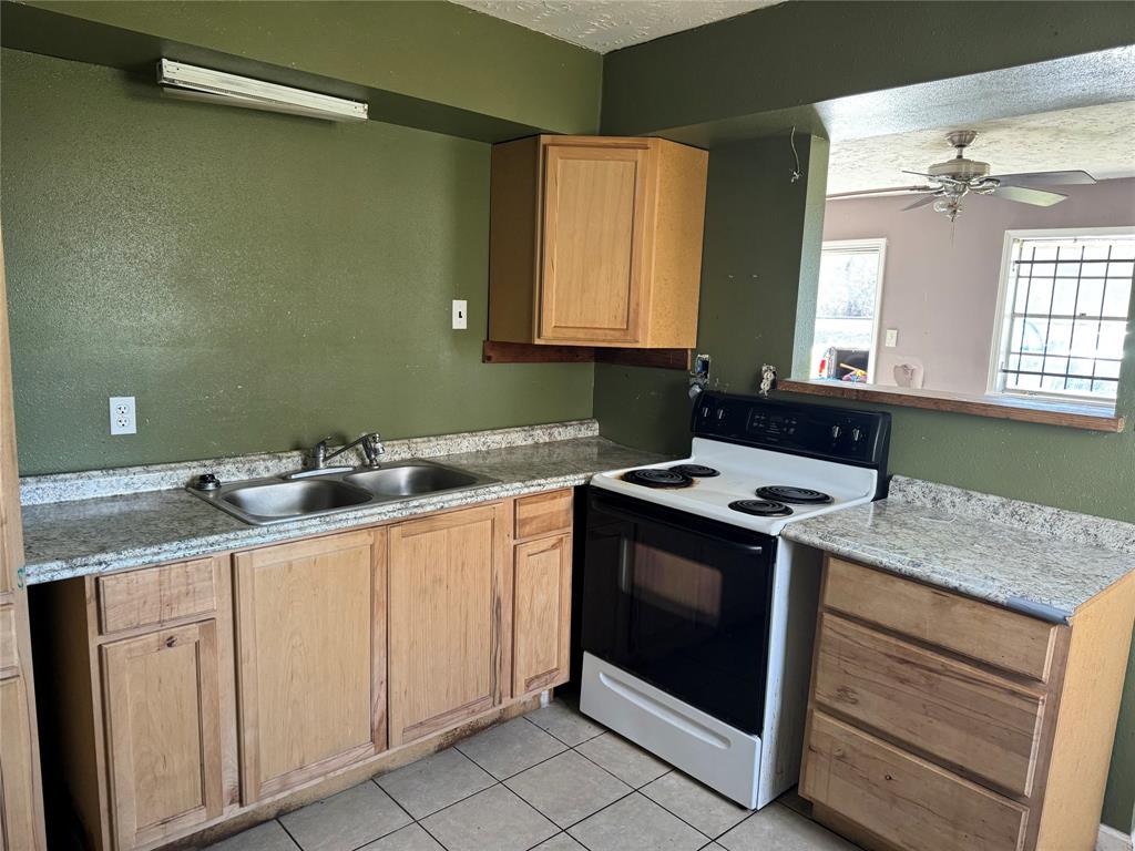 14127 Fm 2759, Thompsons, TX 77481