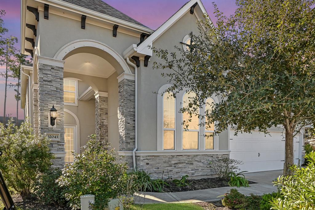 32043 Eagle Nest Ln, Conroe, TX 77385