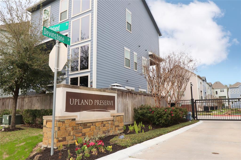 1421 Adell Rose Lane, Houston, TX 77043