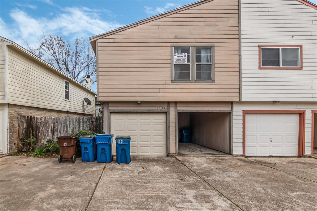 18104 Kings Row 20, ster, TX 77058