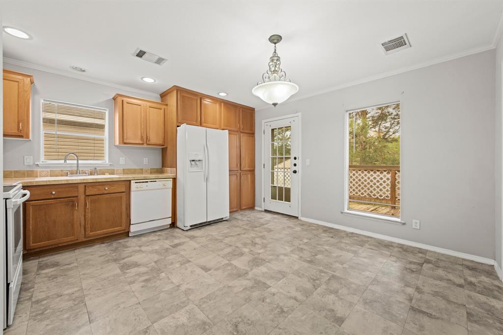 Property Detail on Cedric Boyd Houston Area REALTOR® 10022