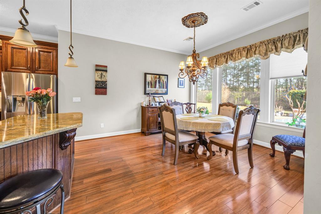 901 Longmire Rd 21, Conroe, TX 77304