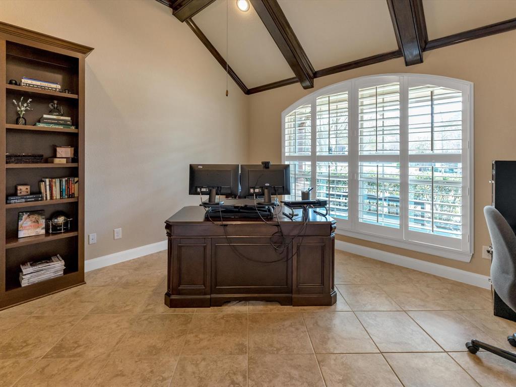 210 Fox Squirrel Ct, Pinehurst, TX 77362