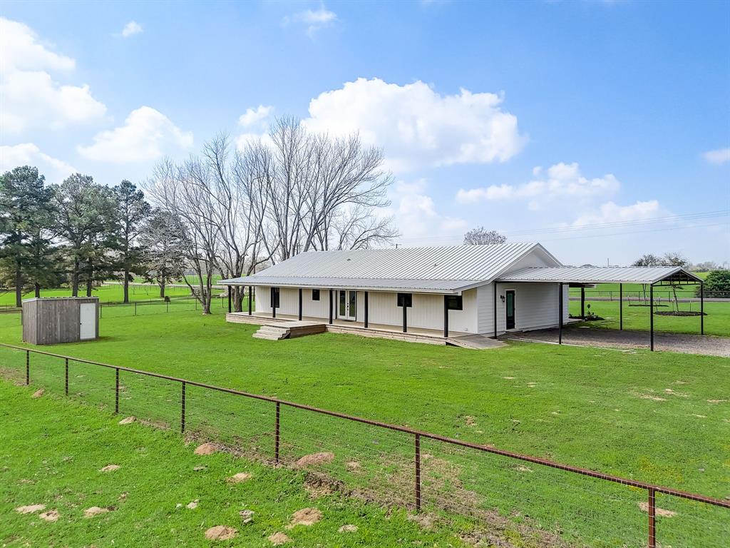 21060 Fm 359 Rd, Hempstead, TX 77445