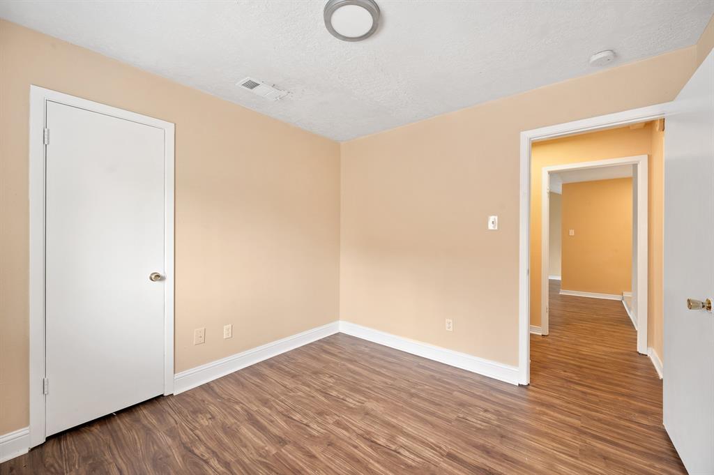 20319 Gate Ln, Humble, TX 77338