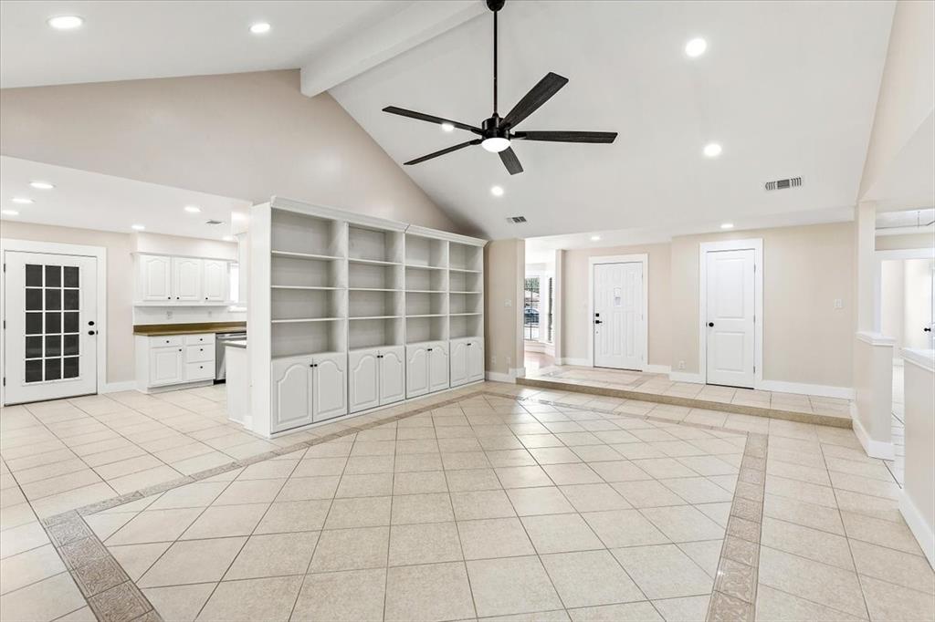 1705 W Duroux Rd, La Marque, TX 77568