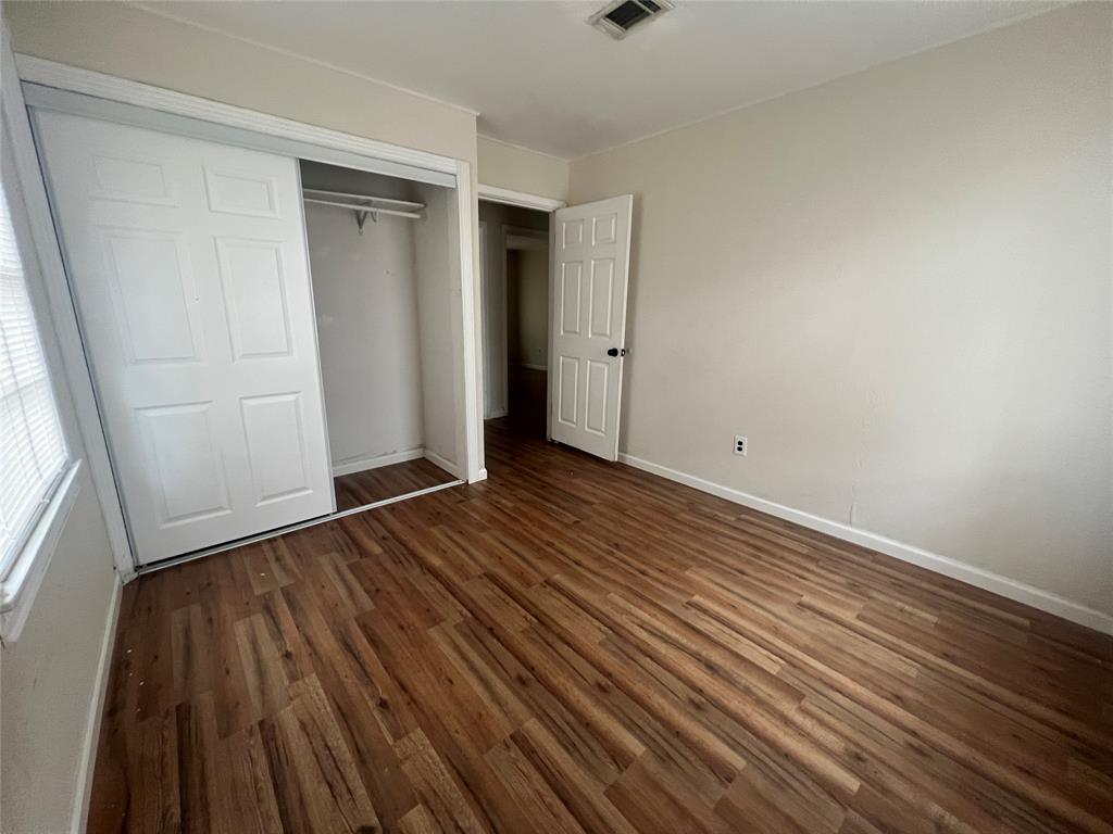 426 Grafton St, La Marque, TX 77568