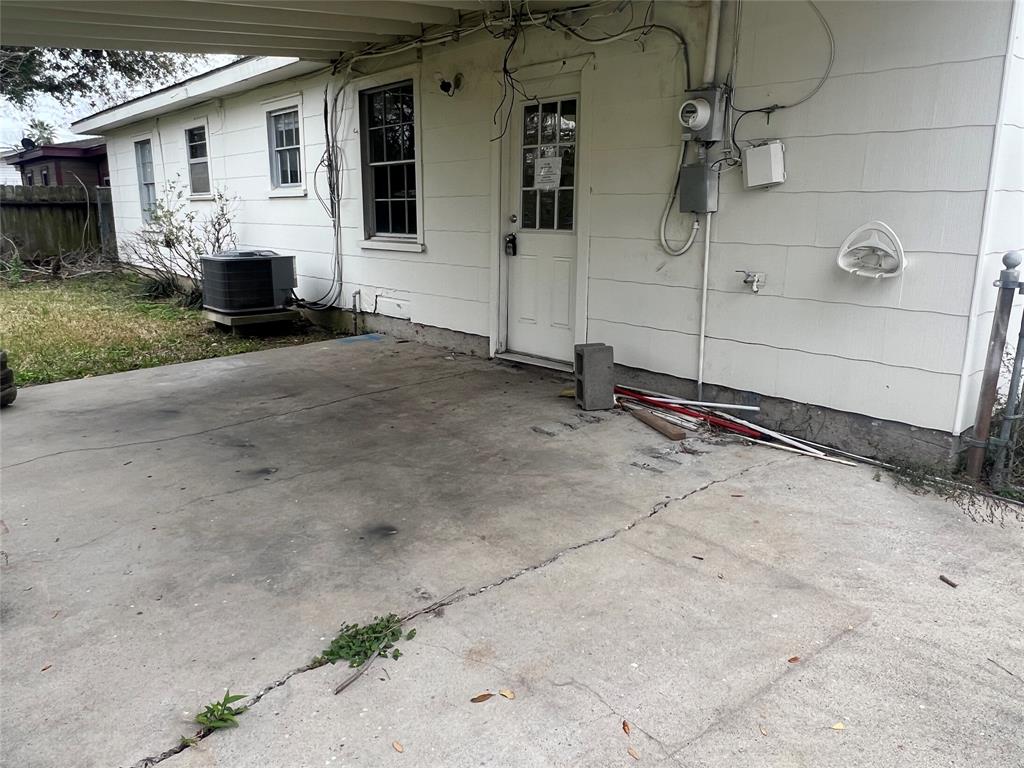 426 Grafton St, La Marque, TX 77568