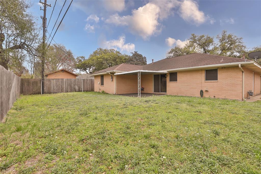 878 Judiway St, Houston, TX 77018