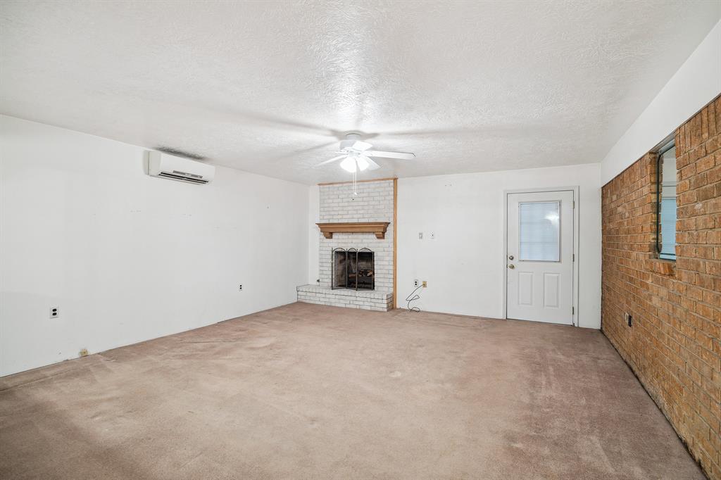 411 Avenue F, South Houston, TX 77587