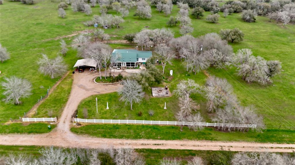 Flatonia Country Homes & Ranches