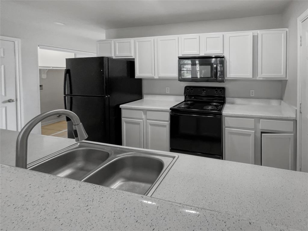 3012 La Estancia Ln, Houston, TX 77093