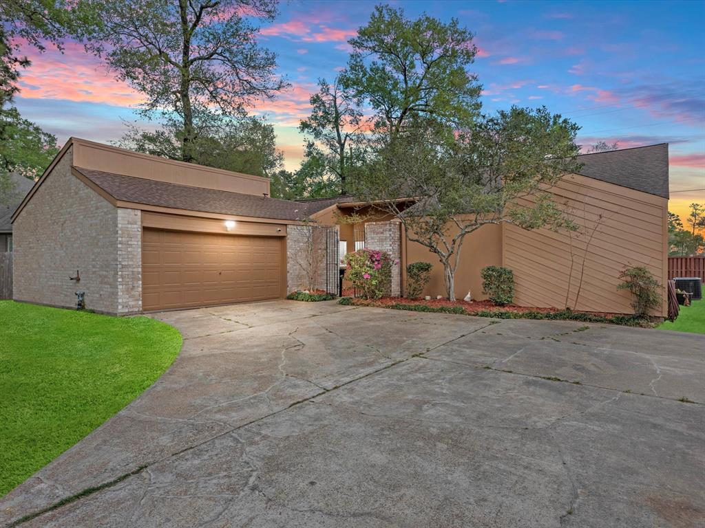 16318 S Mediterranean Street, Crosby, TX 77532