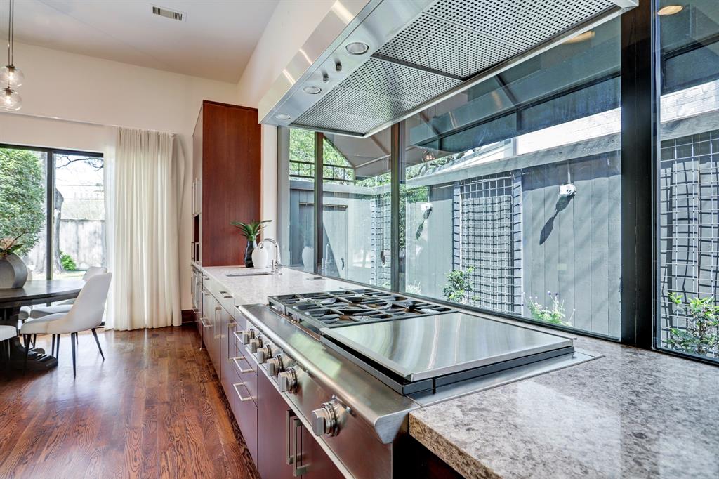 6230 Terwilliger Way, Houston, TX 77057