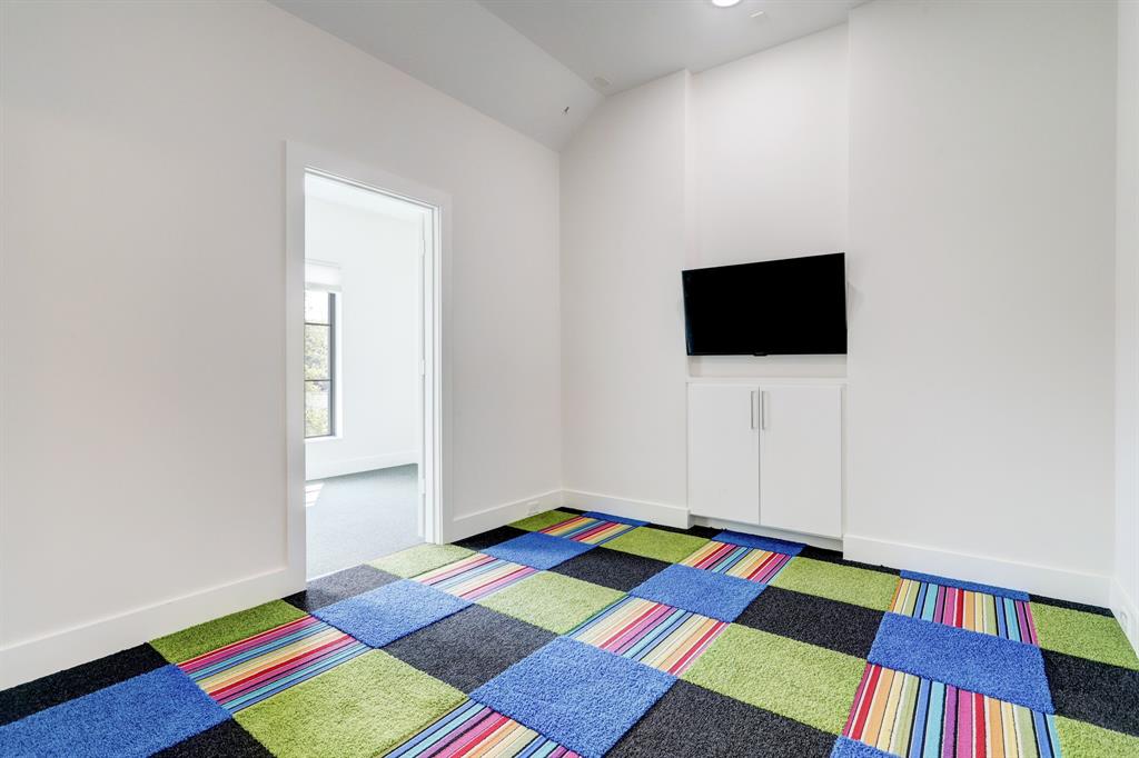 6230 Terwilliger Way, Houston, TX 77057