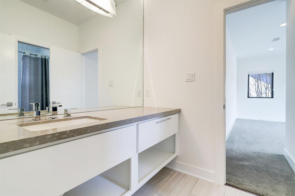 6230 Terwilliger Way, Houston, TX 77057