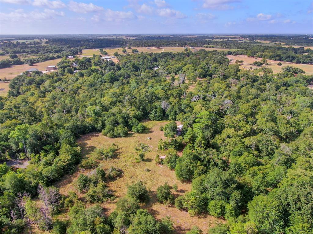17855 Wellmann Rd, Washington, TX 77880