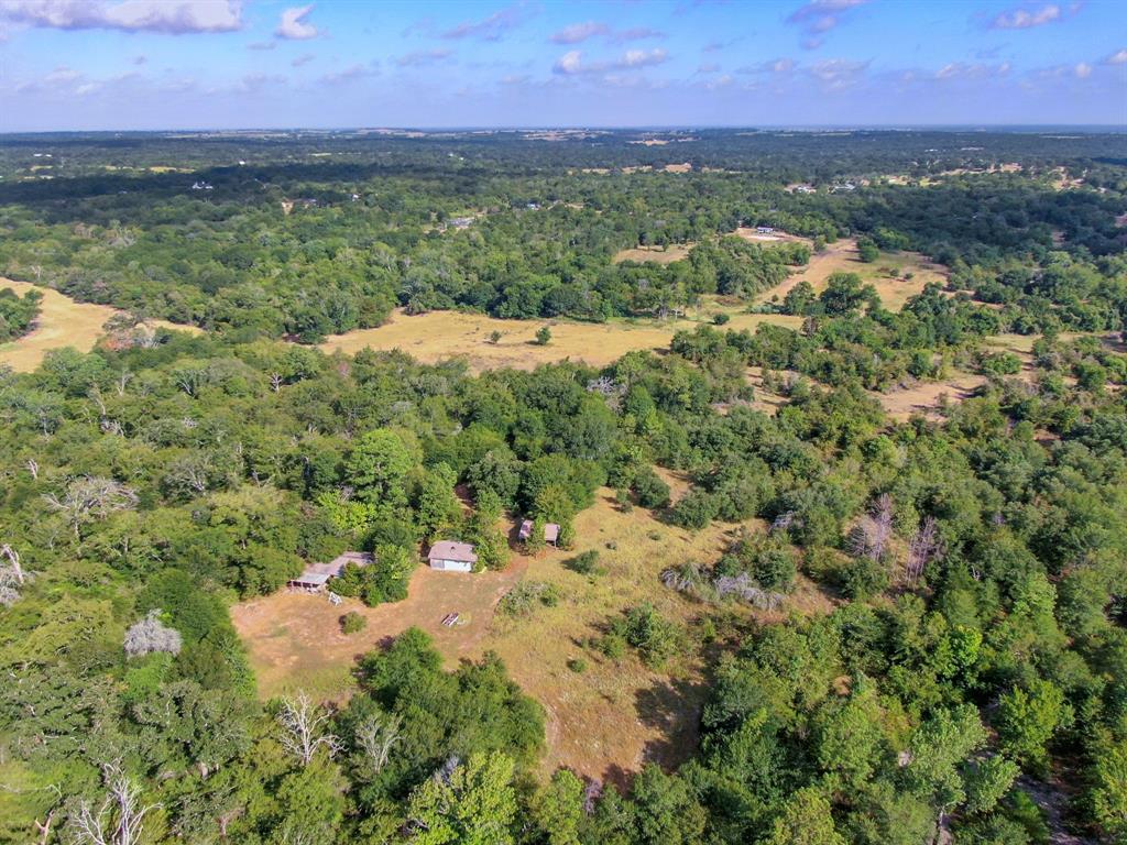17855 Wellmann Rd, Washington, TX 77880