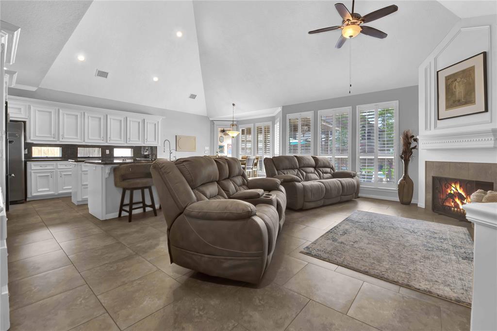 1702 Dewberry Brook Court, Kingwood, TX 77345