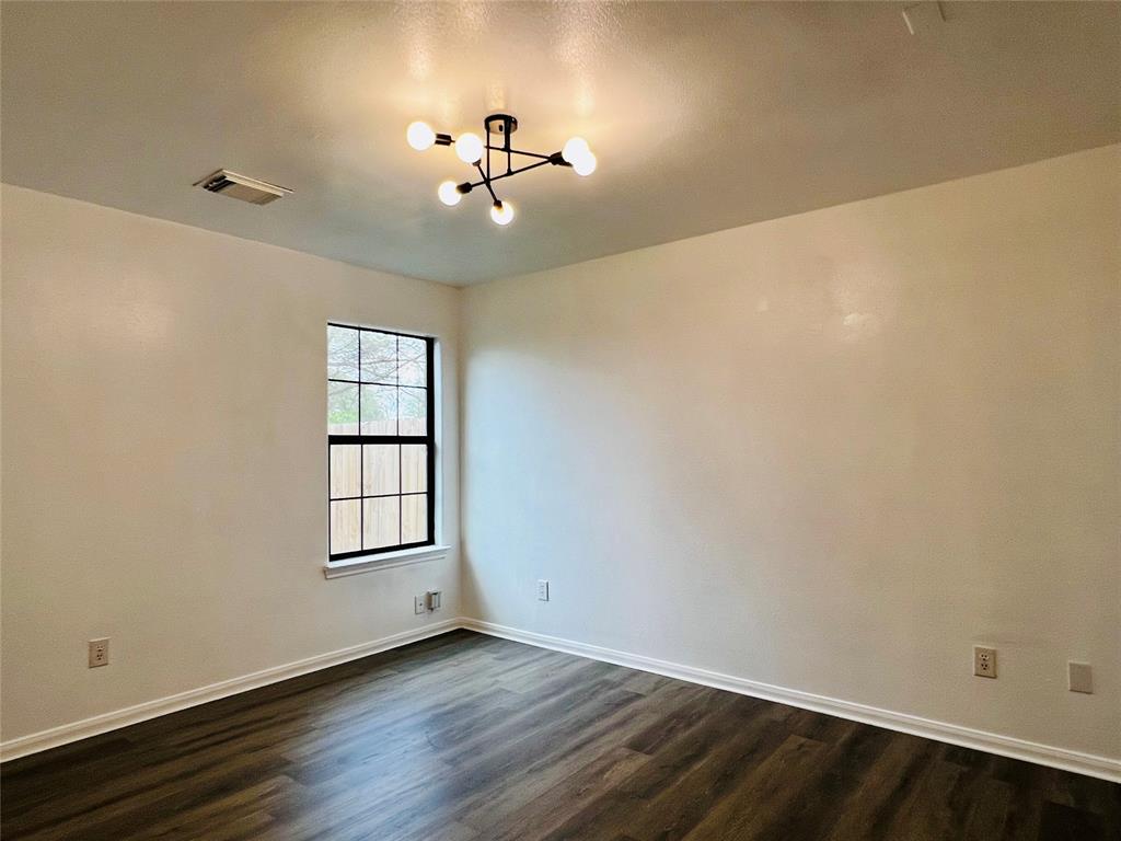 2933 La Estancia Ln, Houston, TX 77093