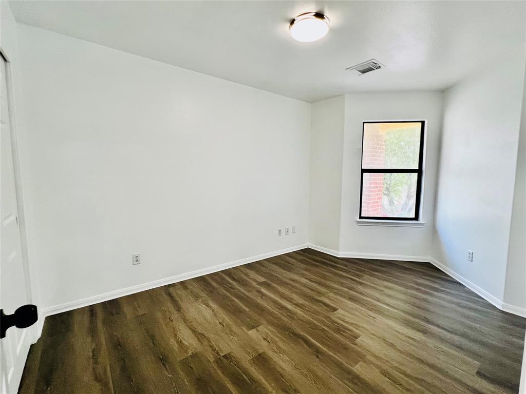 2933 La Estancia Ln, Houston, TX 77093