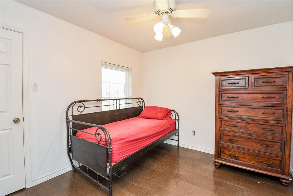 12363 Northcliffe Manor Dr, Houston, TX 77066