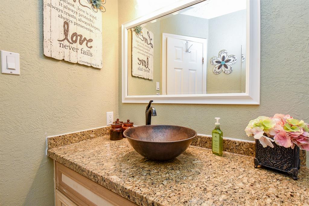 12363 Northcliffe Manor Dr, Houston, TX 77066