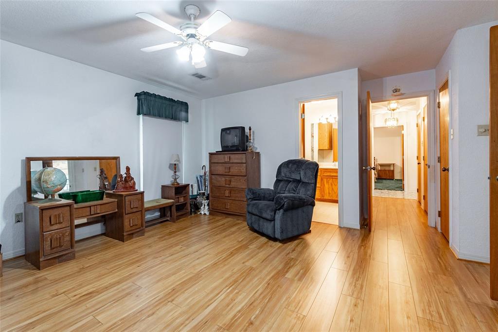 5410 Avenue L, Santa Fe, TX 77510