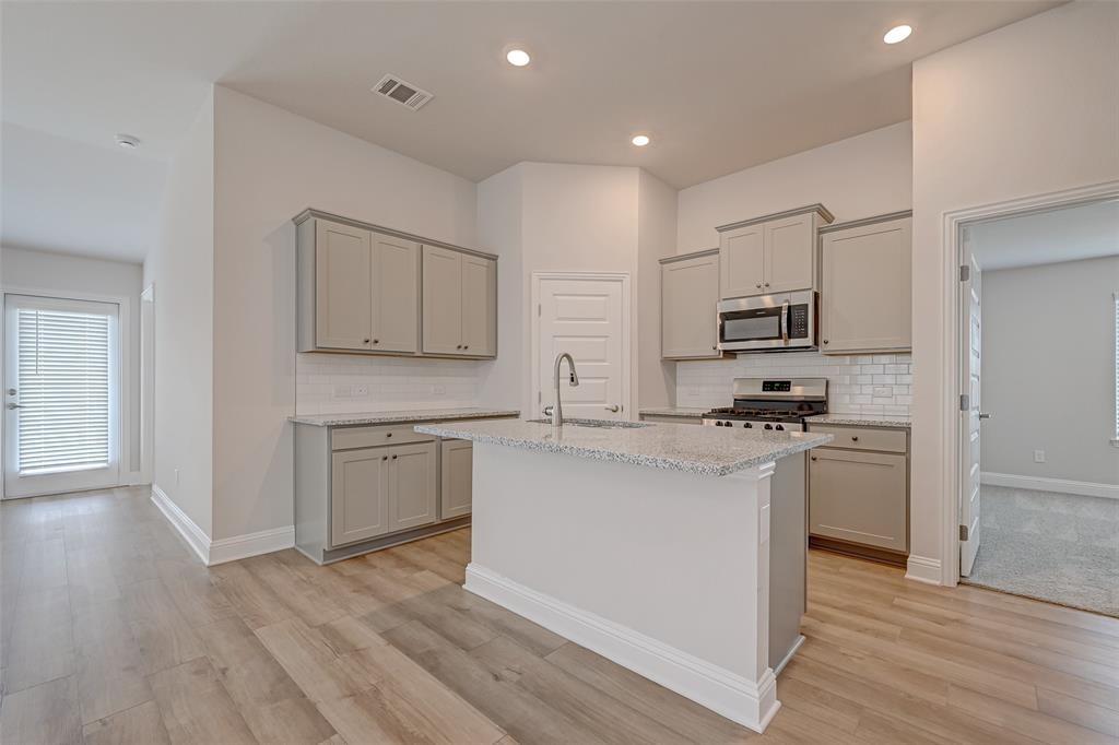 Property Detail on Tejas Realty Advisors 4205 Chadwick Rd, Texas City