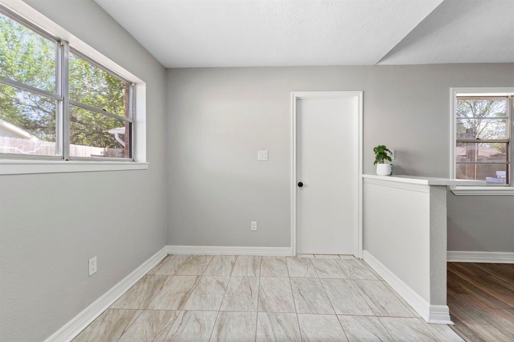 218 Oakwood St, League City, TX 77573