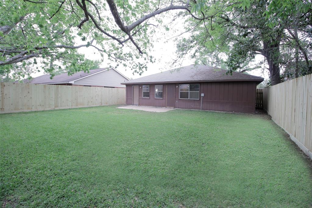 3111 Wuthering Heights Dr, Houston, TX 77045