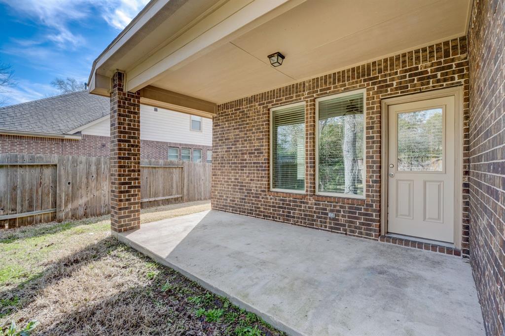 166 Jaxxon Pointe Dr, Montgomery, TX 77316