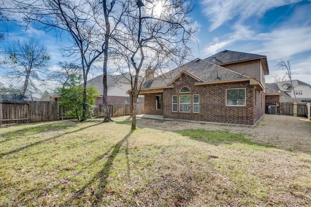166 Jaxxon Pointe Dr, Montgomery, TX 77316