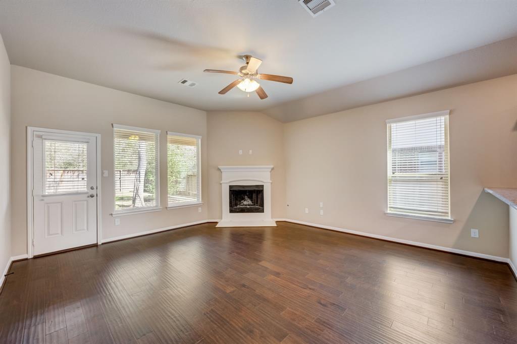 166 Jaxxon Pointe Dr, Montgomery, TX 77316