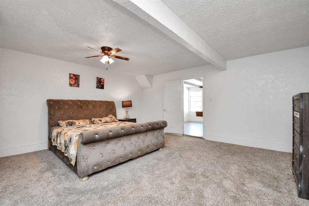 11007 Sageyork Dr, Houston, TX 77089