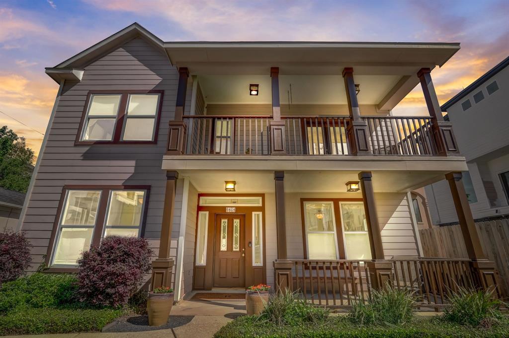 Houses in Rice Military Houston TX Luxury Homes & Real Estate