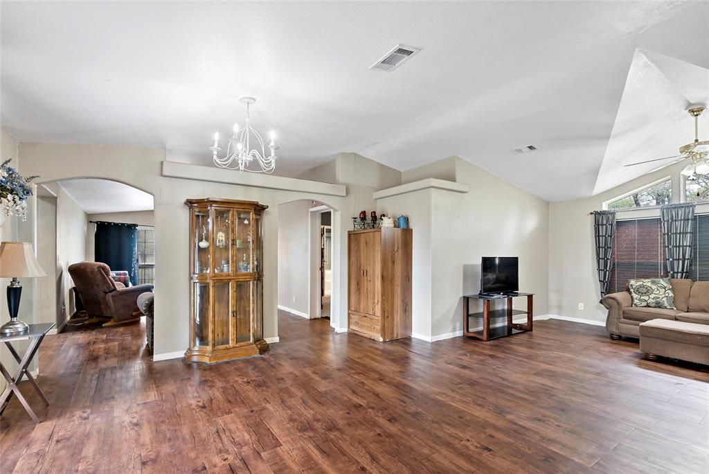 8917 County Road 271, Snook, TX 77878